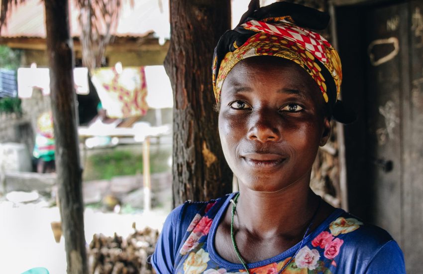 Portret foto van vrouw in Sierra Leone