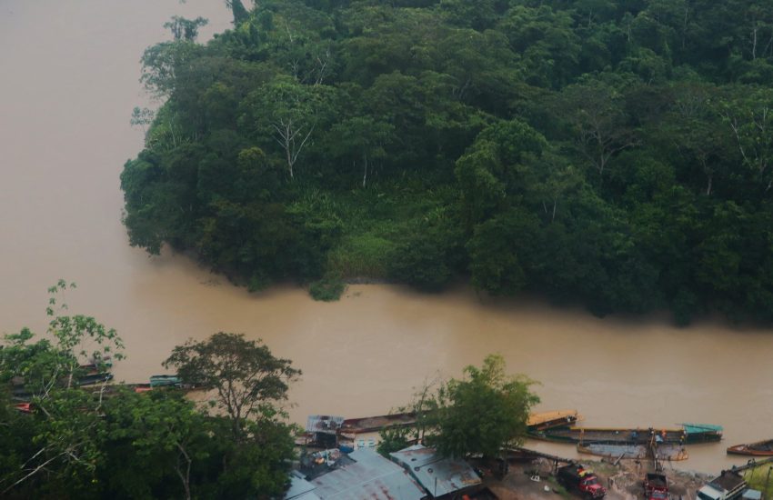 Mining and other drivers of deforestation in the Colombian Amazon