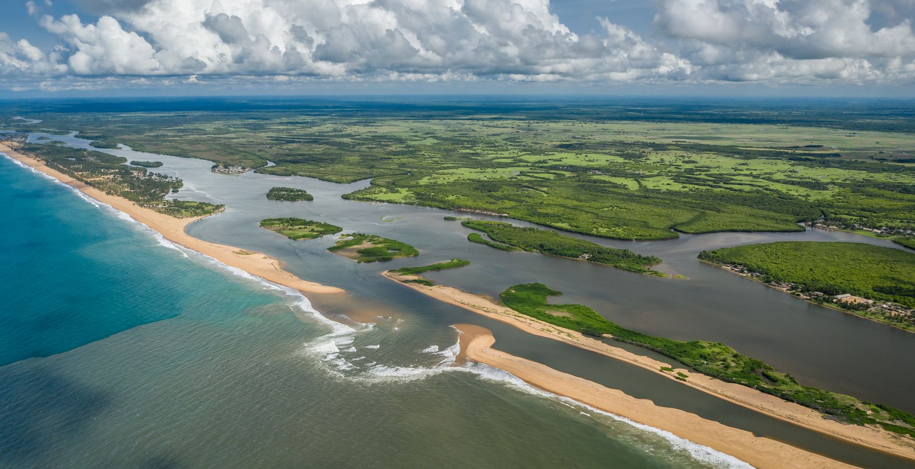 Restauração de Mangais de Carbono Azul da Bouche du Roy — PSA Costeiro Liderado pela Comunidade no Delta do Mono